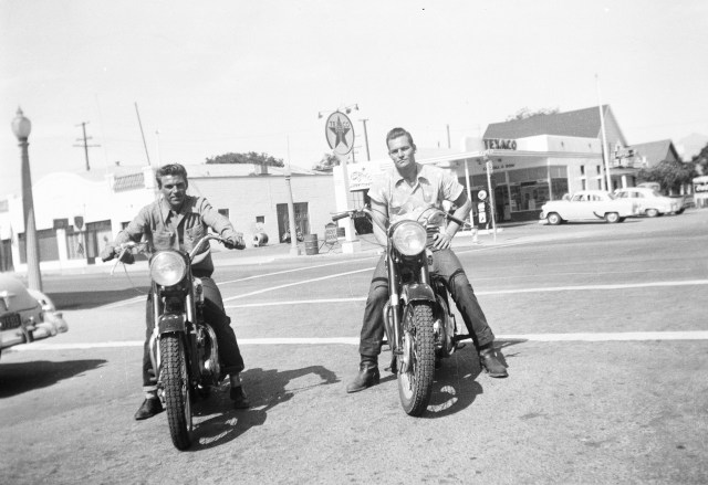 Copyright Cliff Evans 2012