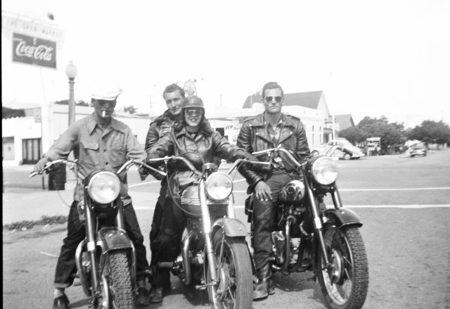 Copyright Cliff Evans 2012