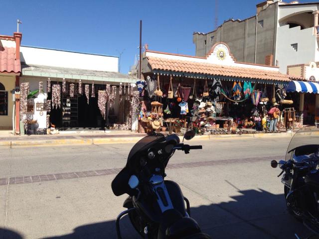 1471984_776634571573_1082117890_n